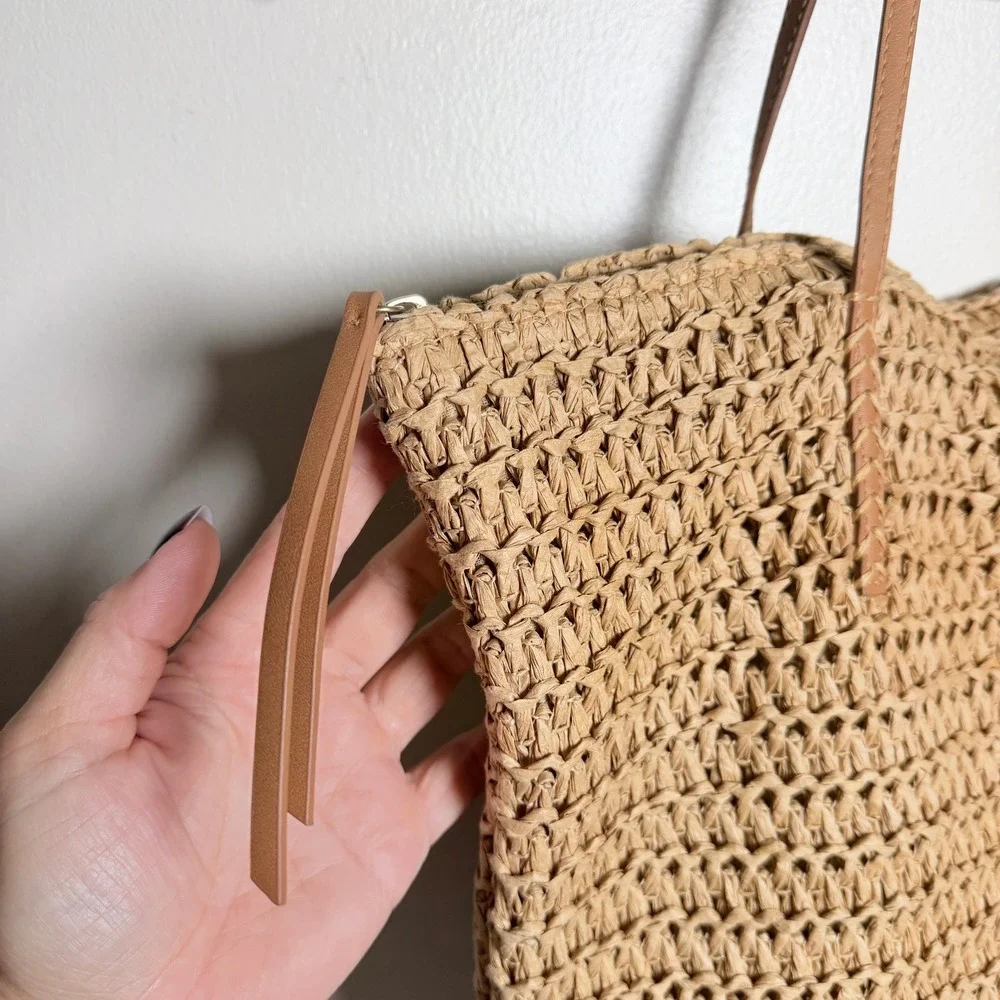 H&M Women Woven Paper Straw Tote Bag OS Tan Faux Leather Trim Zip Top Resort